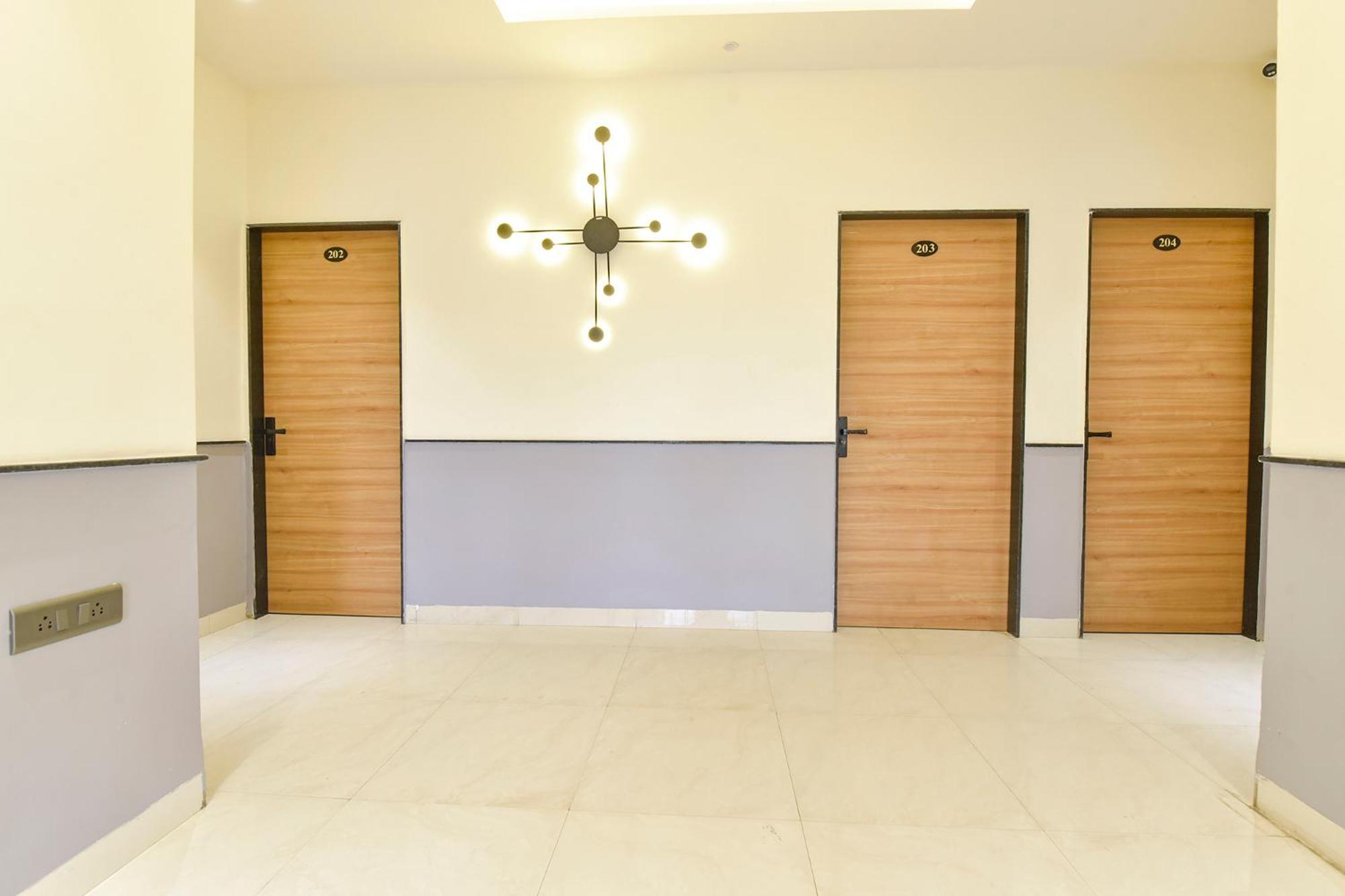 Fabhotel Kesar Ιντόρ Εξωτερικό φωτογραφία